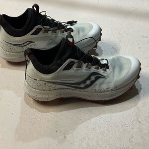 Saucony Peregrine 13 ST trail running shoe sz. 8.5us